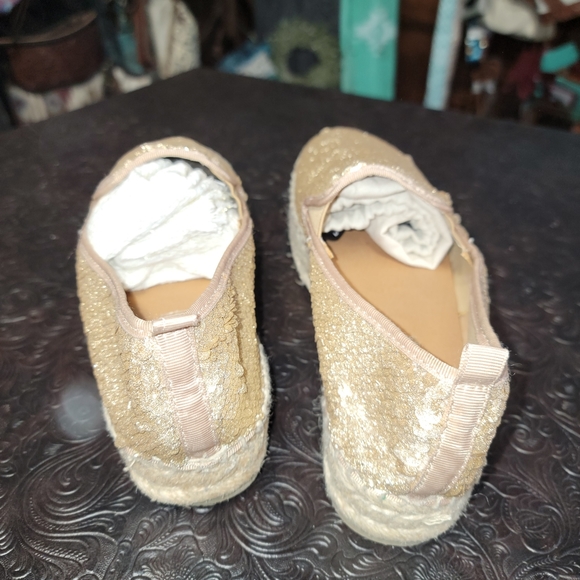 Steve Madden 9B Popi Platform Gold Glitter sequins Espadrille Loafers - Picture 2 of 8